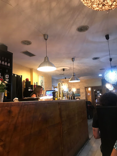 Restaurante LA ROCHE Tapas y Cia.