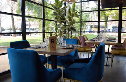 Restaurante El Invernadero Mercado Victoria